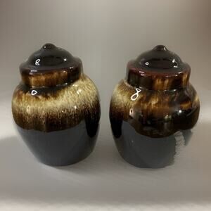 Vintage Pfaltzgraff Gourmet Brown Drip Salt and Pepper Shaker Set